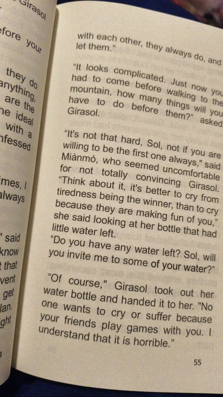 Libro 'Girasol' de Simon Aquino en inglés - 4
