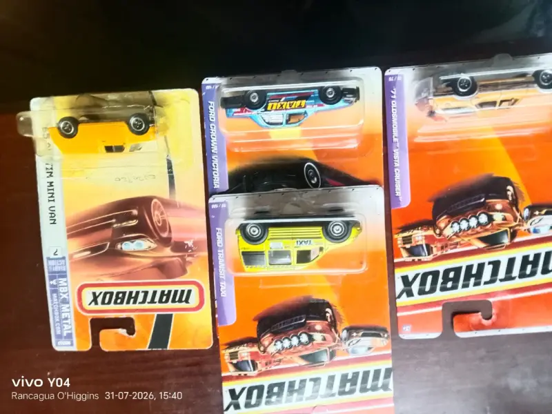 Set de autos Matchbox coleccionables - 3