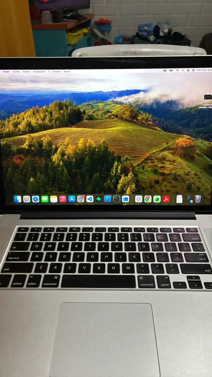 MacBook Pro 15 pulgadas en buen estado - 1