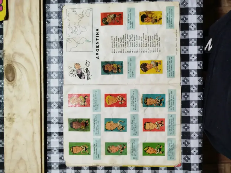 Álbum de caricaturas Mundial Chile 1962 - 3