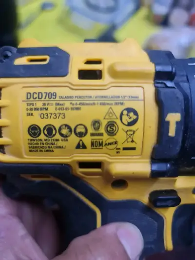 Taladro Atornillador Inalámbrico DeWalt 20V Brushless - miniatura 4