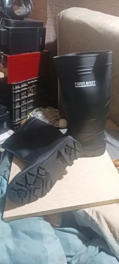 Botas de goma negras Farm Boot para trabajo - miniatura 1