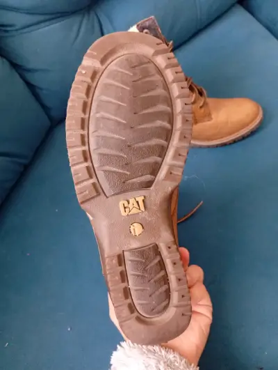 Botas de cuero marrón CAT con forro tejido - miniatura 3