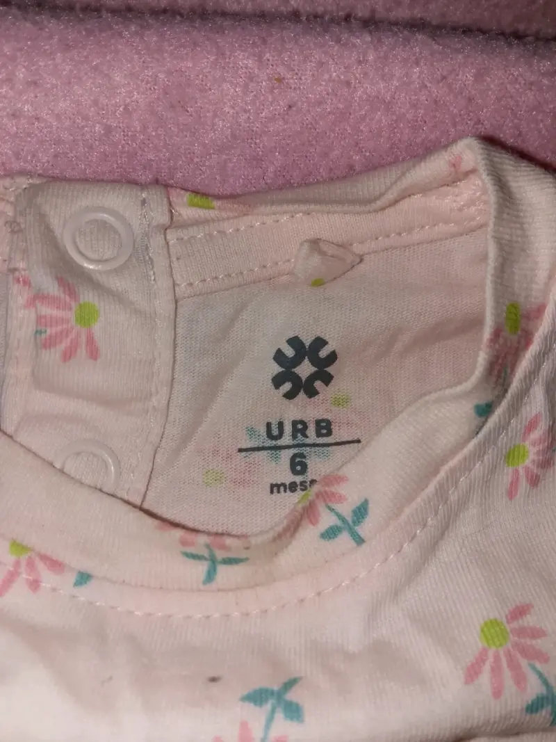 Polera manga larga de bebé floral talla 6 meses - 3