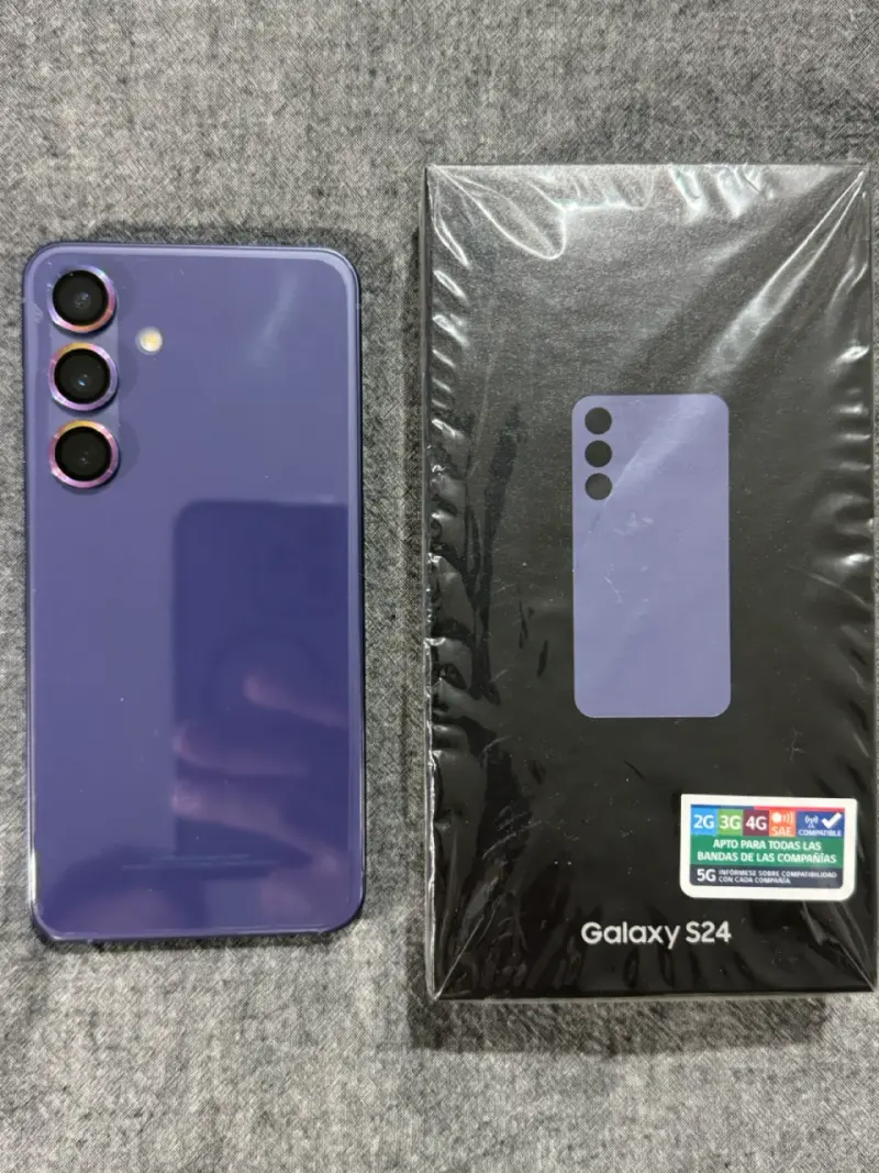 Samsung Galaxy S24 con caja y funda - 2