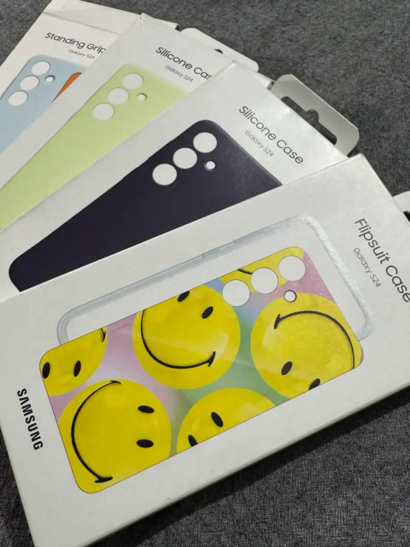 Samsung Galaxy S24 con caja y funda - 6