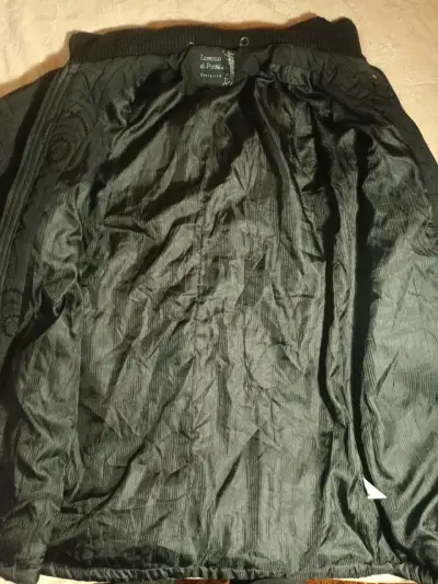 Abrigo negro con bordado y lentejuelas para mujer - miniatura 2