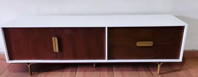 Mueble de TV moderno blanco y madera - 2