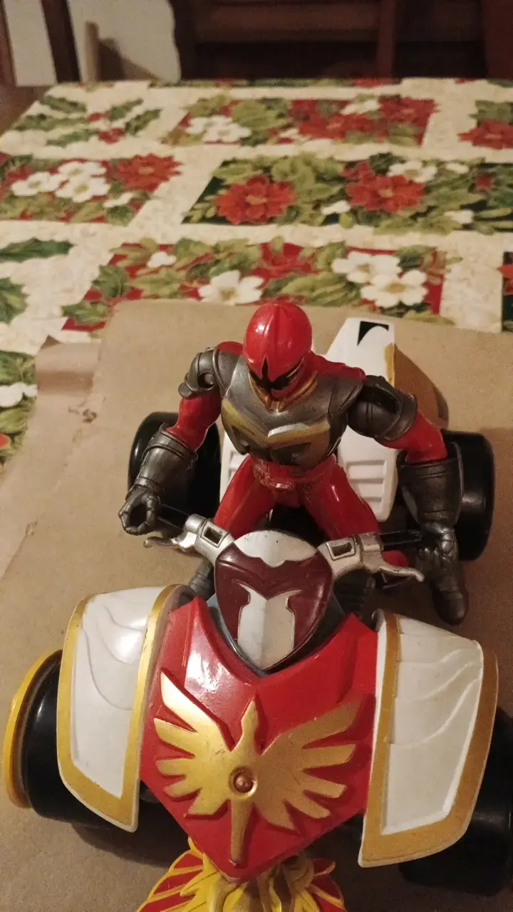 Figura de acción con vehículo Power Rangers - 1