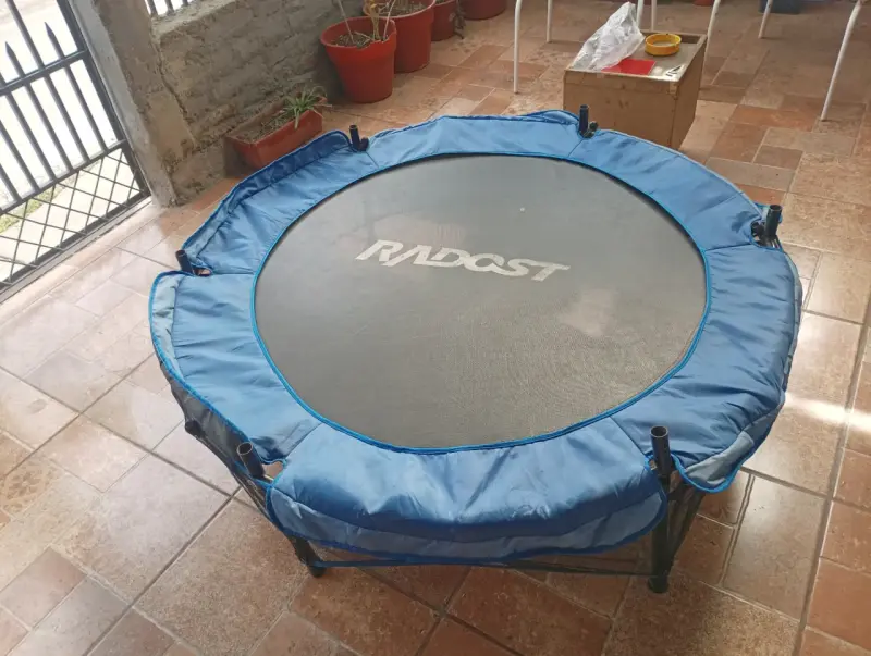 Trampolín Radost para niños con red de seguridad - 3