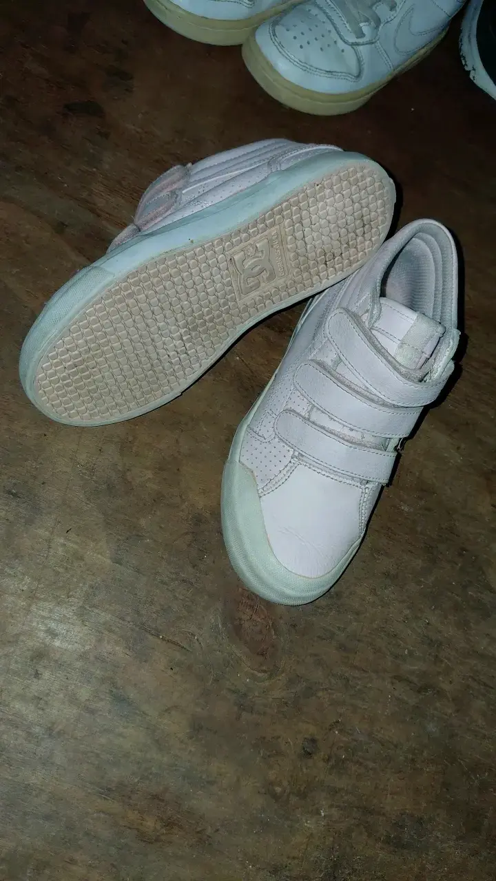 Zapatillas deportivas rosadas para niños