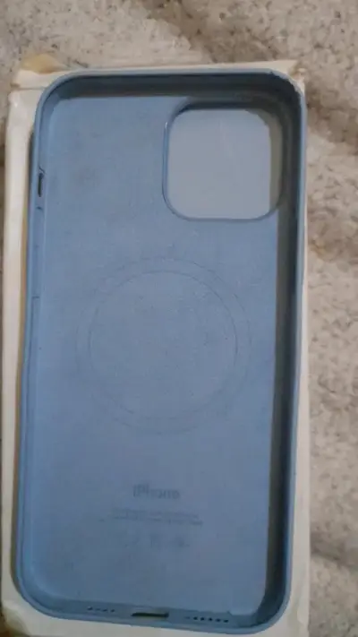 Funda de silicona azul para iPhone 13 Pro Max - miniatura 3
