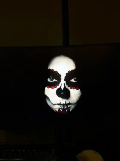 Monitor curvo 240hz Samsung - miniatura 2
