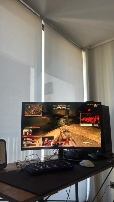 Monitor curvo 240hz Samsung - miniatura 6