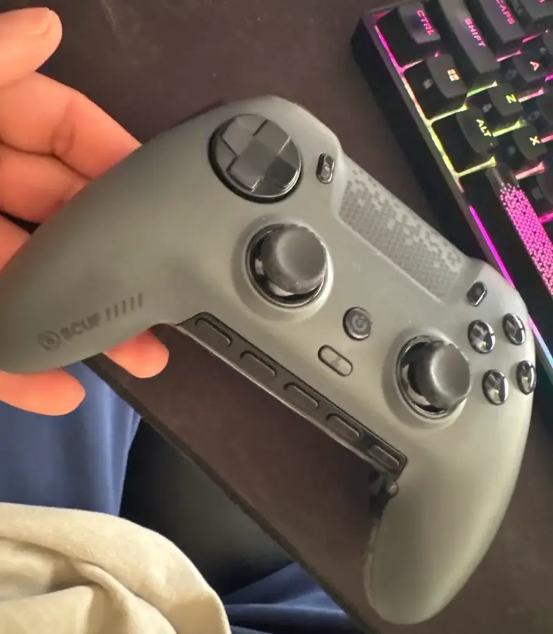 SCUF envision pro - 1