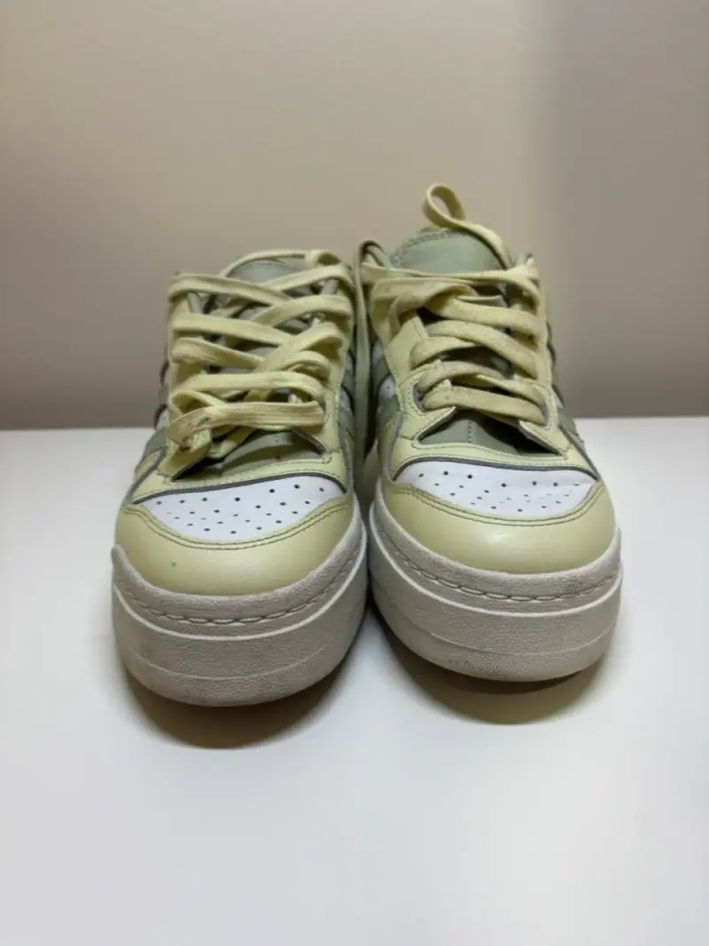 Zapatillas deportivas Adidas blanca y verde - 3