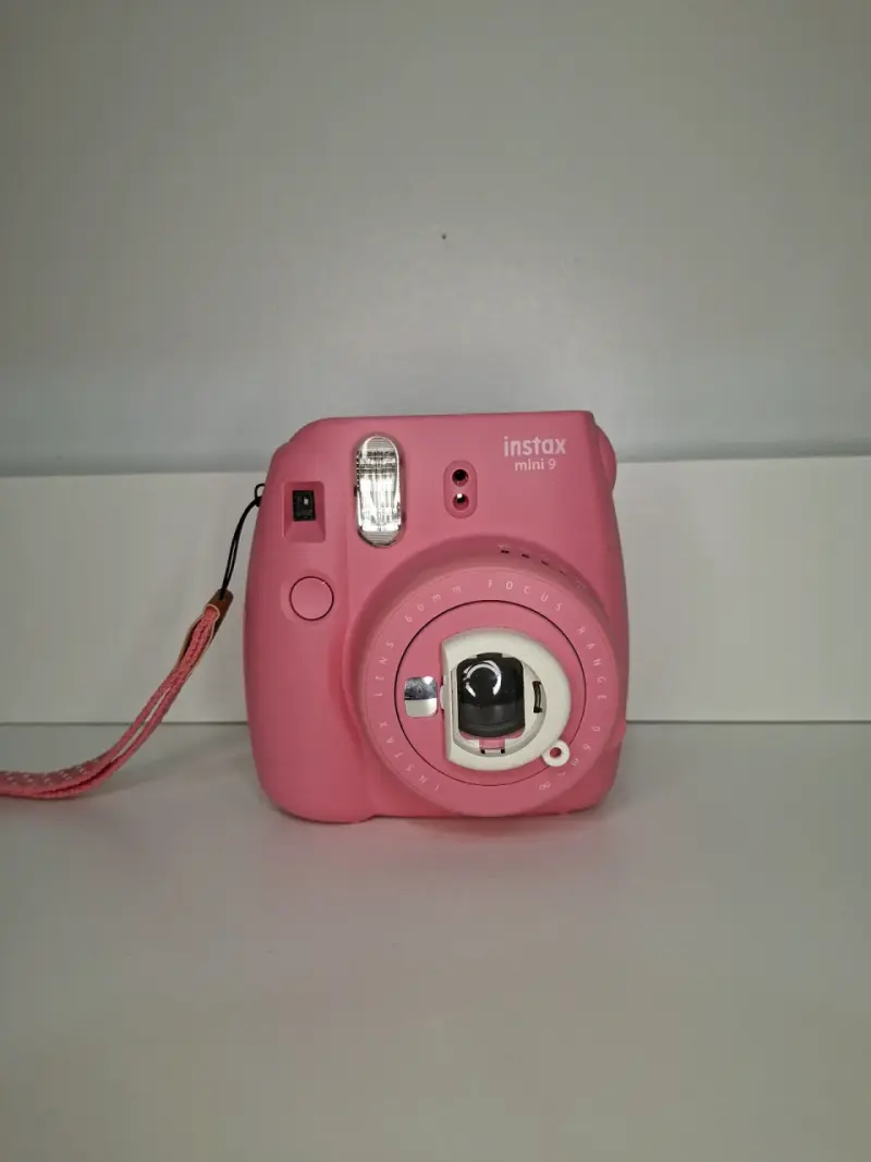 Cámara instantánea Fujifilm Instax Mini 9 rosa - 1