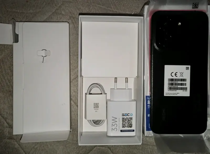 Smartphone Xiaomi Redmi 15C 128GB Nuevo - 2