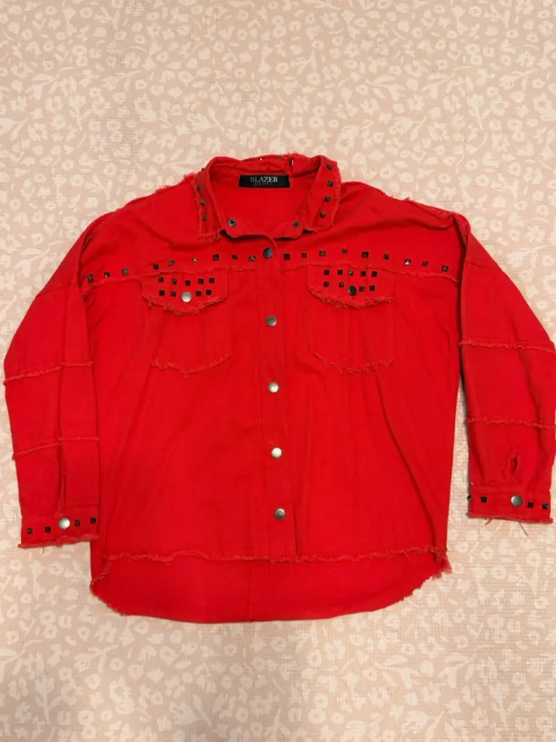 Sobrecamisa roja con tachas Blazer para mujer