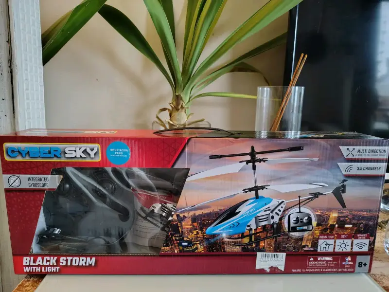 Helicóptero a Control Remoto Cyber Sky Black Storm - 1
