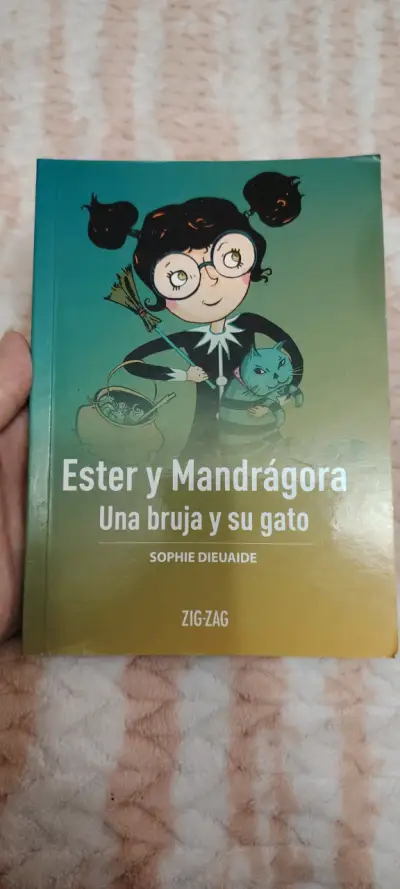 Libro Ester y Mandrágora de Sophie Dieuaide - miniatura 1