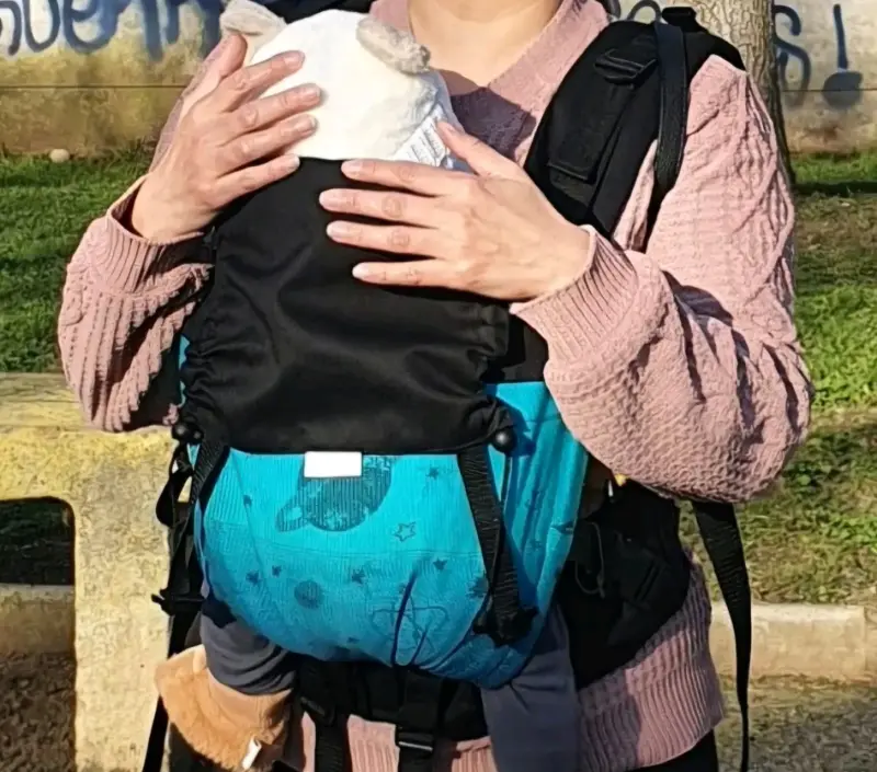 Mochila portabebé ergonómica - 1