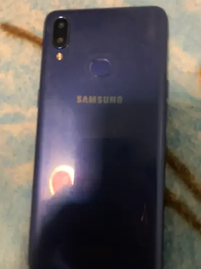 Smartphone Samsung Galaxy A10s - miniatura 3