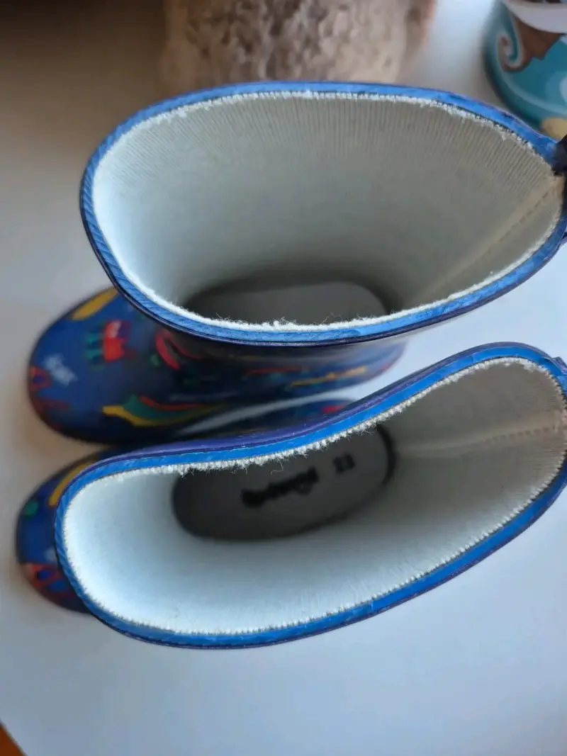 Botas de lluvia infantiles con diseño de vehículos - 2