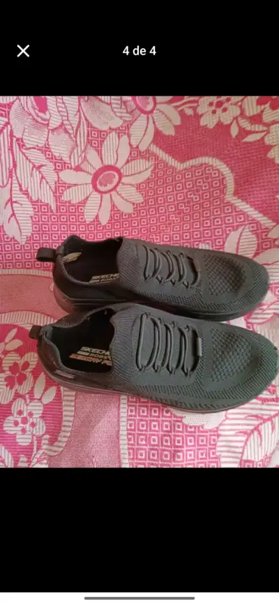 Zapatillas Skechers negras con Memory Foam - miniatura 1