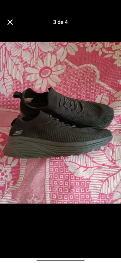 Zapatillas Skechers negras con Memory Foam - miniatura 2