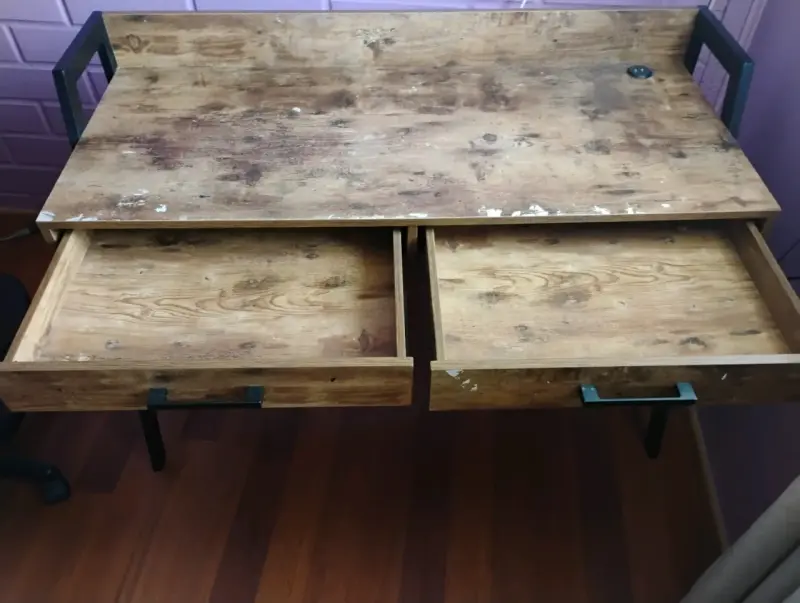 Escritorio de Madera con Puertos USB - 2