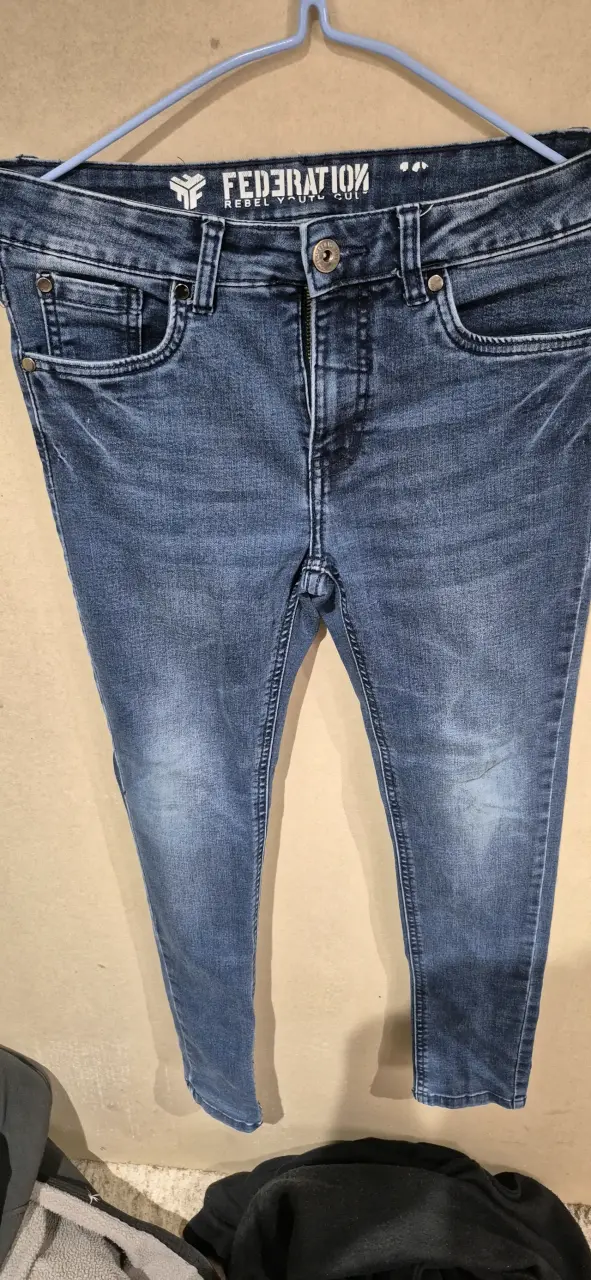 Pantalones de camuflaje para hombre en buen estado - 2