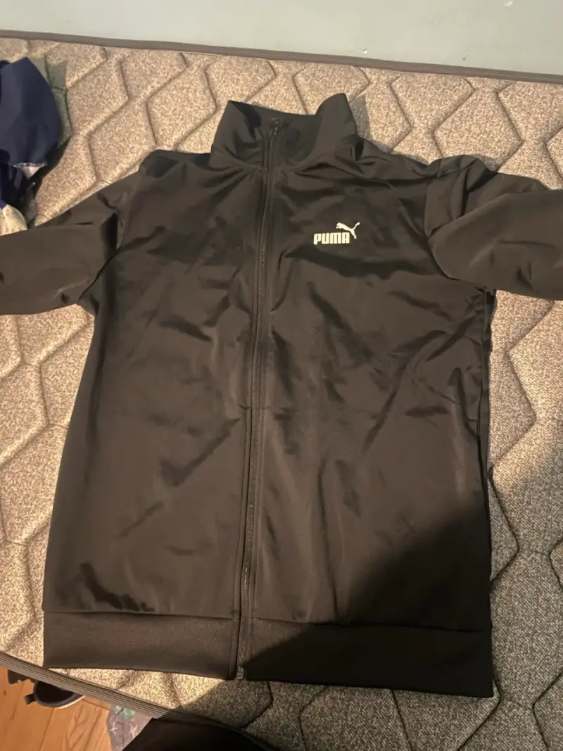 Conjunto deportivo Puma negro para hombre - 1