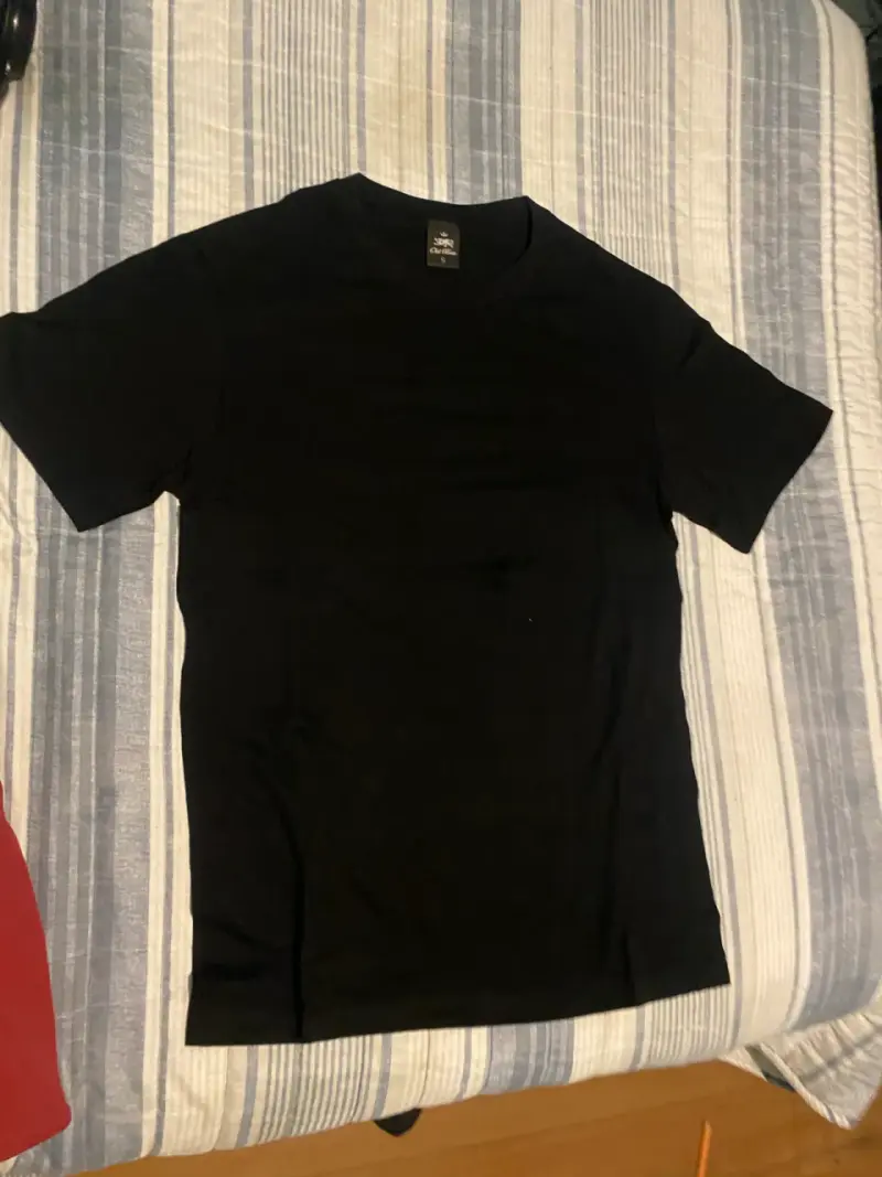 Poleras Blancas y Negras Talla S M y L - 2