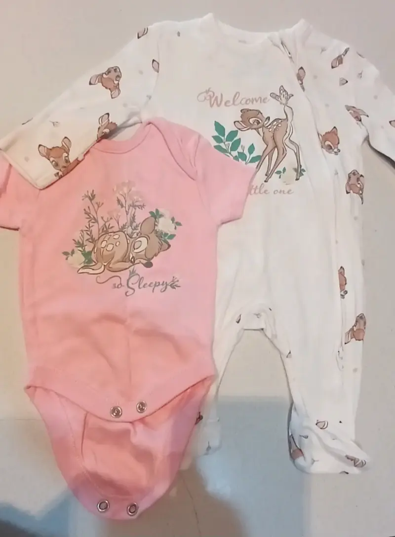 Cnjunto de ropa para bebé con diseño de Minnie y B - 2