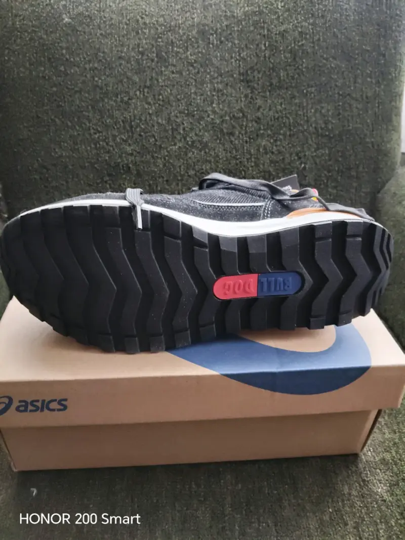 Zapatillas de seguridad Bull Dog negras con detall - 2