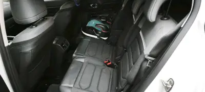 Citroën C5 Aircross SUV blanco en Excelente estado - miniatura 4