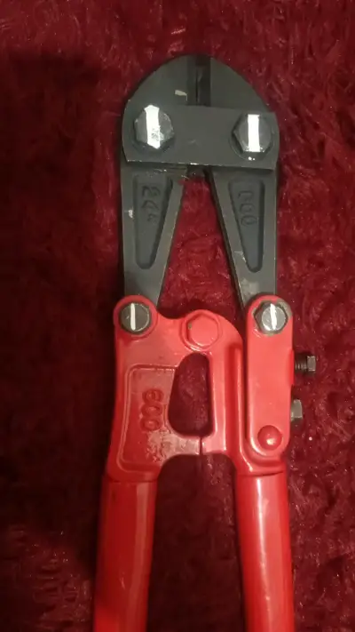 Corta pernos de acero rojo resistente - miniatura 2