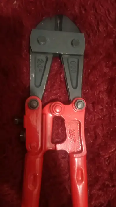Corta pernos de acero rojo resistente - miniatura 3