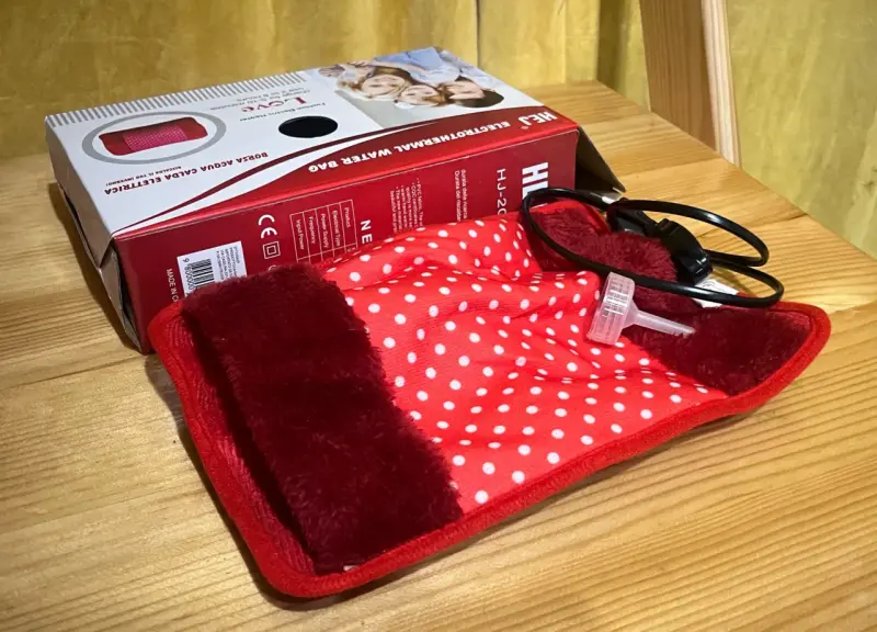 Bolsa de agua caliente eléctrica HEJ roja - 1