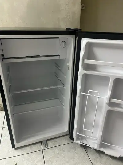 Frigobar 90L Libero - miniatura 4