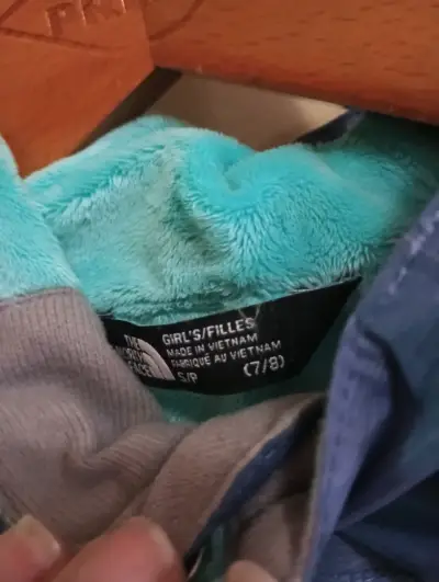 Chaqueta azul para niña The North Face - miniatura 2