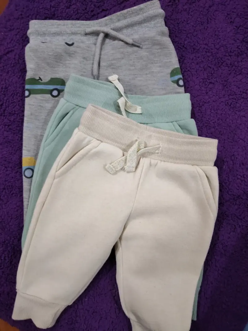 Lote de ropa para bebé con enteritos y conjuntos - 6