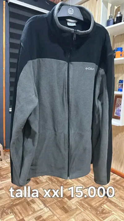 Chaqueta polar Columbia gris y negra talla XXL - miniatura 1