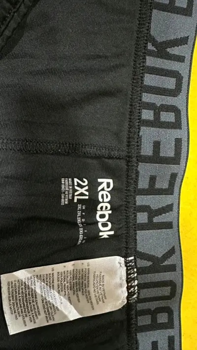 Shorts deportivos Reebok negros talla 2X - miniatura 2