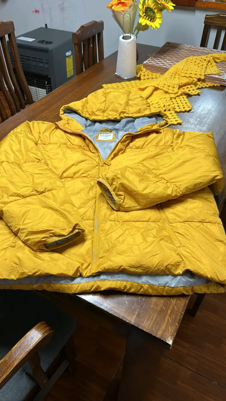 Chaqueta amarilla Old Navy impermeable XXL - 1