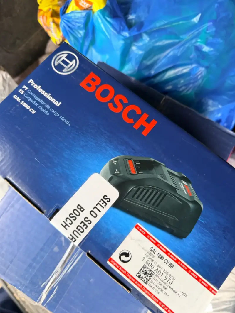 Cargador rápido Bosch GAL 1880 CV