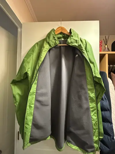 Chaqueta Verde Impermeable  para Hombre - miniatura 2