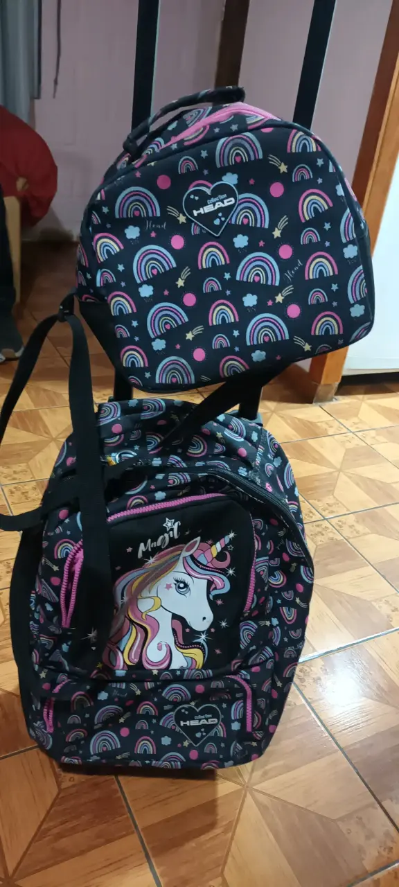 Mochila escolar con ruedas unicornio y arcoíris