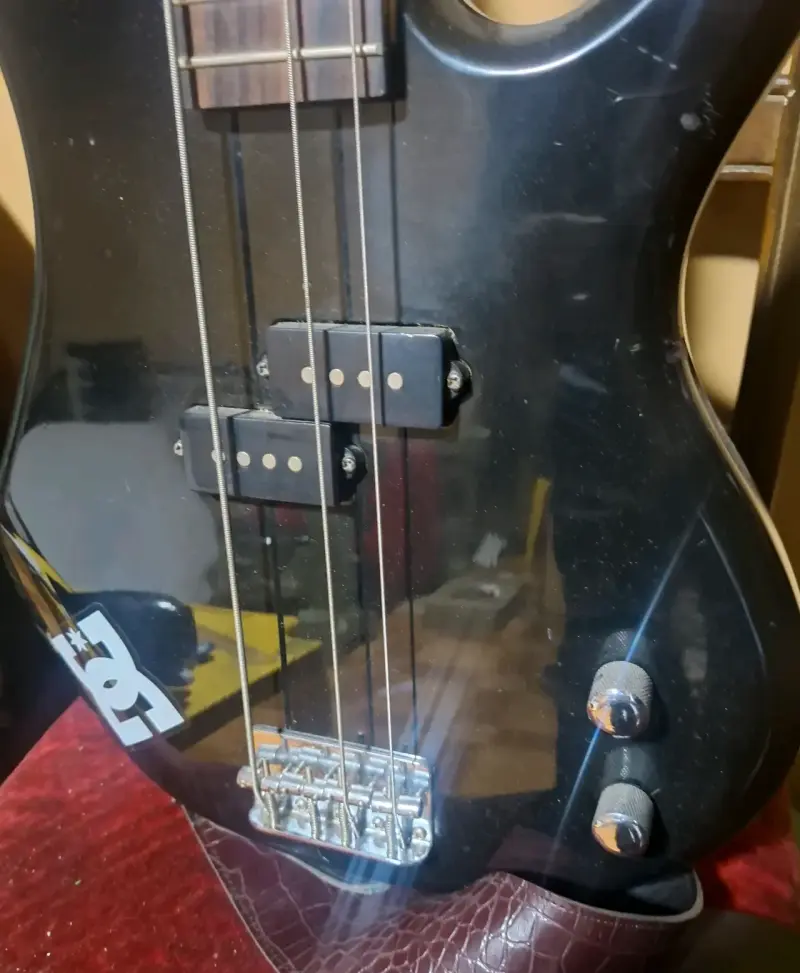 Bajo eléctrico Ibanez Soundgear negro - 4